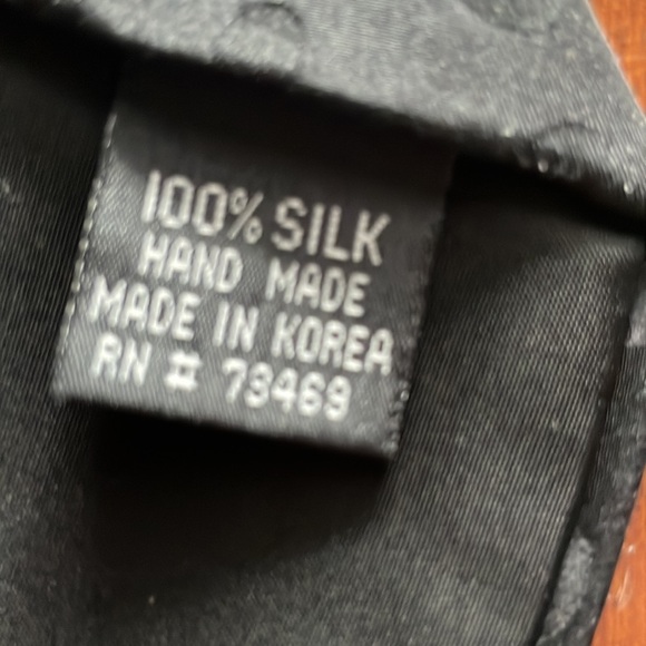 Vintage Mickey tie, NWT, hand made 100% silk, made in Korea - Picture 4 of 4